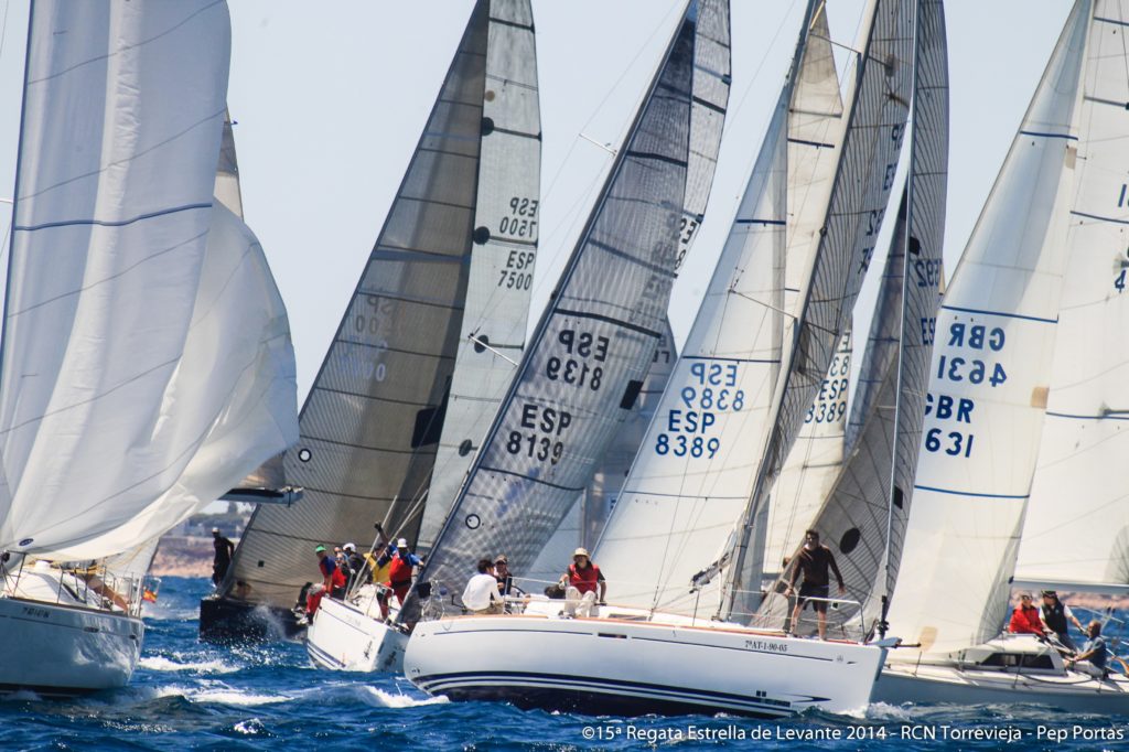 VELA CRUCERO RCNT